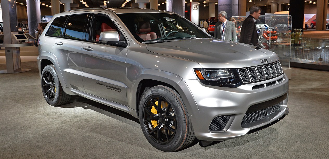 2018 Jeep Grand Cherokee Trailhawk Front