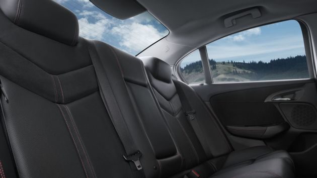 2016 Chevrolet SS Back view interior 630x354