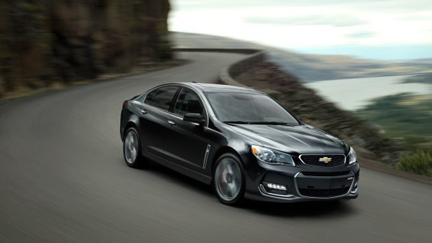 2016 Chevrolet SS Black Front side 630x354