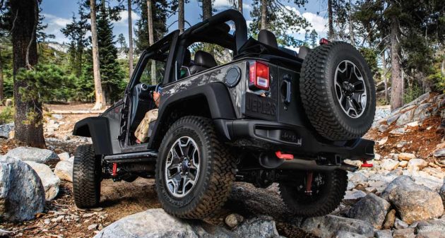 2016 Jeep Wrangler rear view 630x337