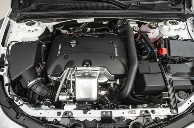 2017 Chevrolet Malibu engine 630x414