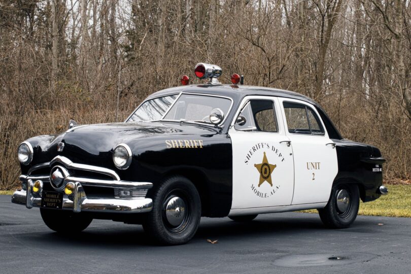 50 ford police 810x540