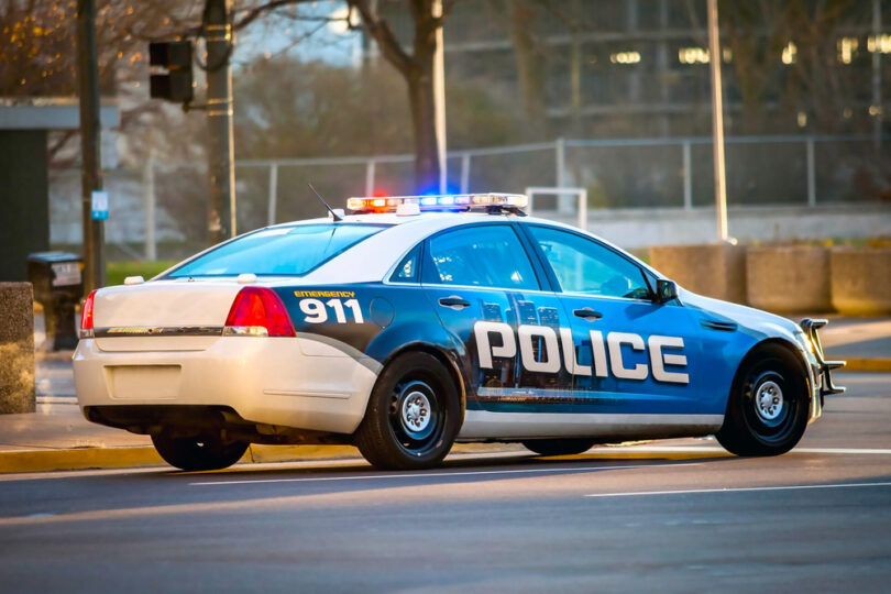 Car Wrap police car 810x540