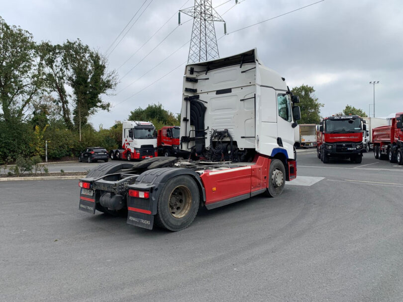 Renault Truck 1 810x608