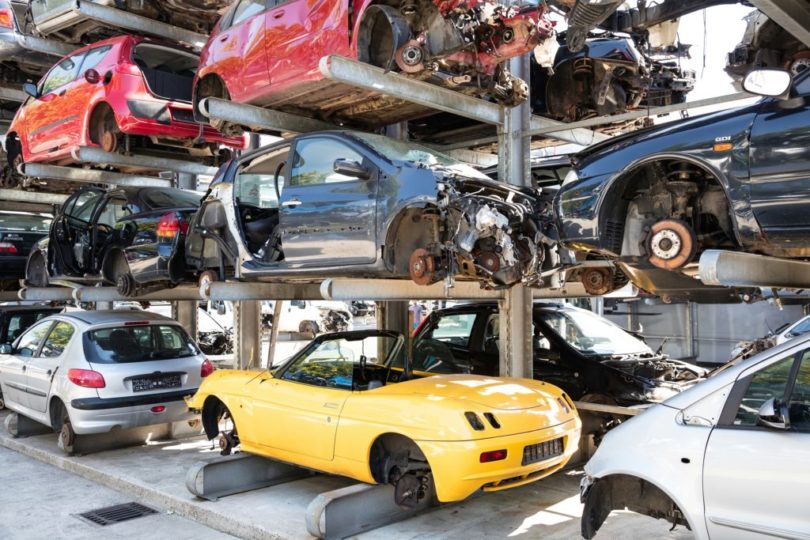junk cars for sale 1024x683 1 810x540