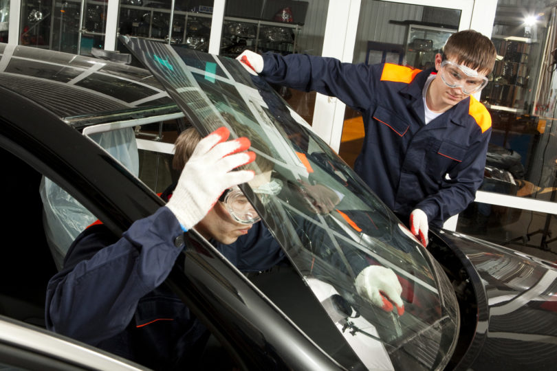 windshield repair1 810x540